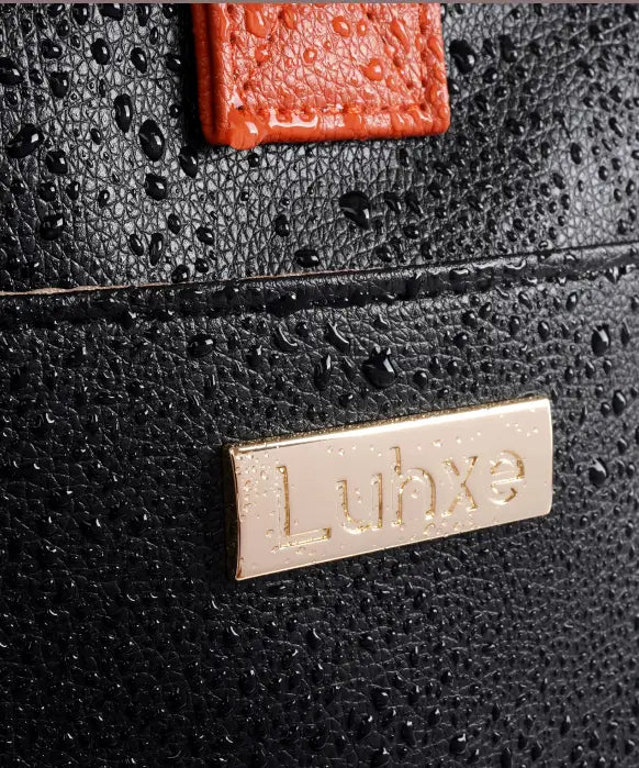 Luhxe leather detail